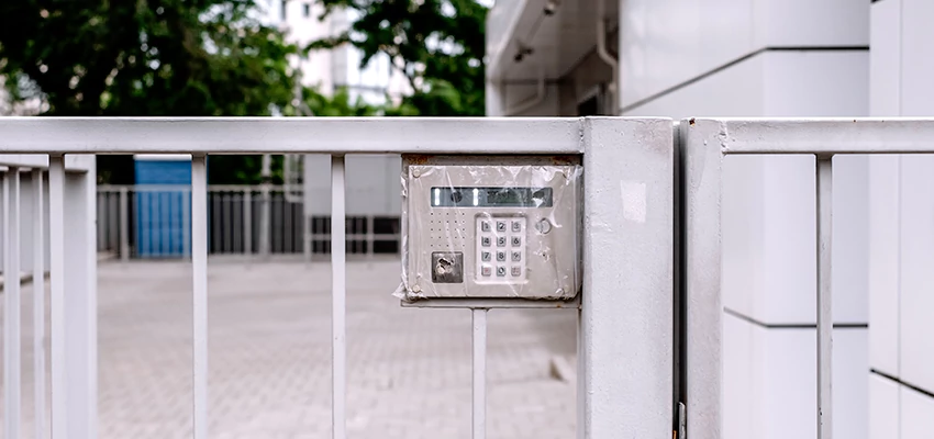 Gate Locks For Metal Gates in Larkfield-Wikiup, California