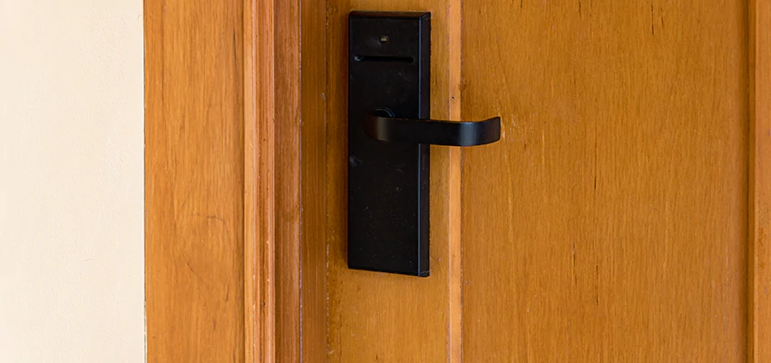 Home Security And Alarm Monitoring in Larkfield-Wikiup, California